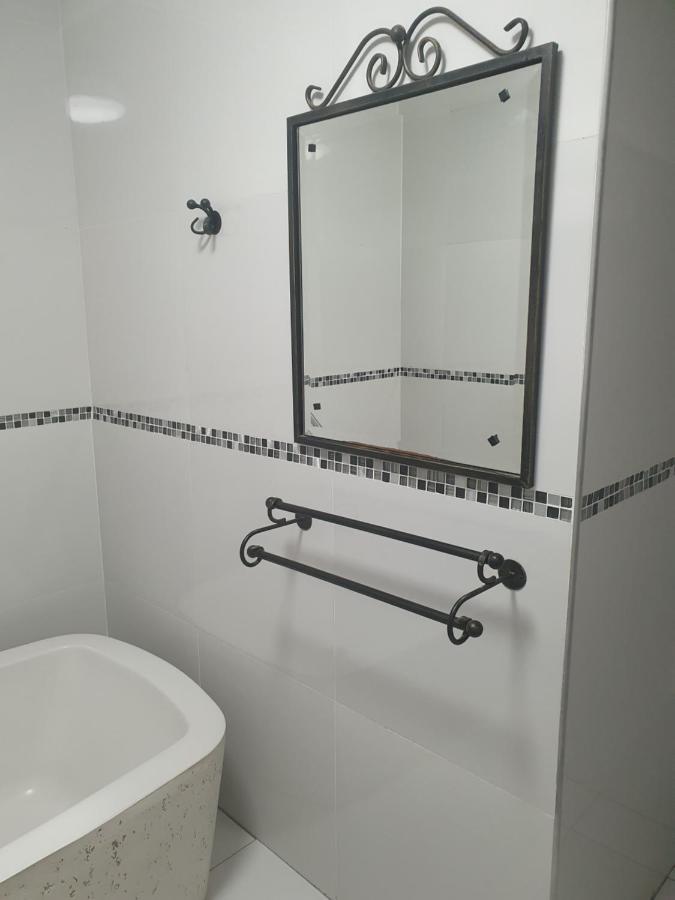 Alu Guesthouse Roodepoort Kültér fotó